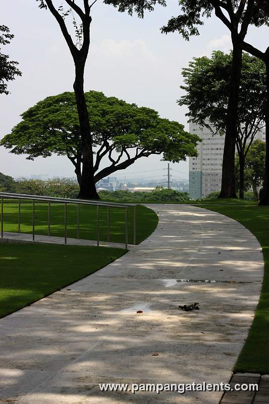 Walk-way inside Manila American Cemetery and Memorial.