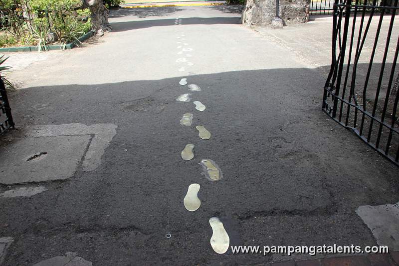 Dr. Rizal s last Walk to Martyrdom