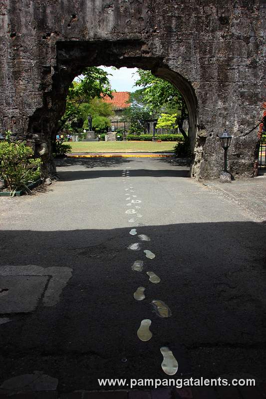 Dr. Rizal s last Walk to Martyrdom