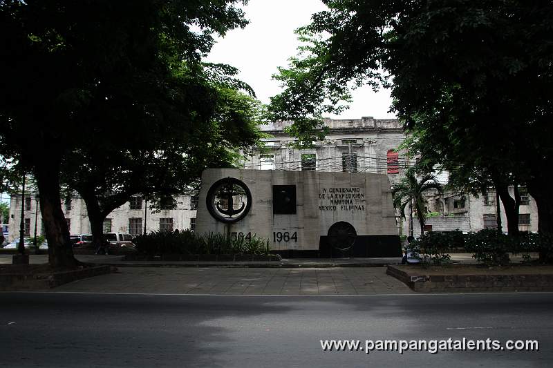 Plaza Mexico in Intramuros