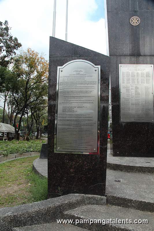 Monument Marker of the Legend of the Rotary Distric Peace Communities' Projects.