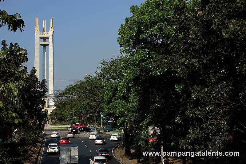 Vehicles from Quezon Avenue going to Eliptical road.
