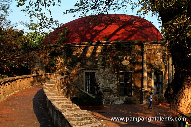 Chapel left side view (from the inner wall)