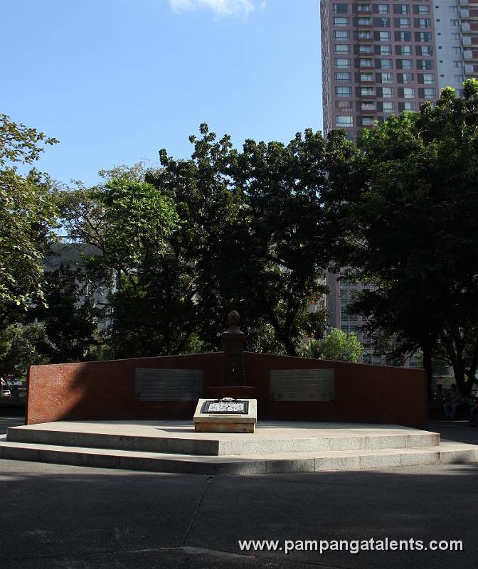 Rizal Fountain Plaque