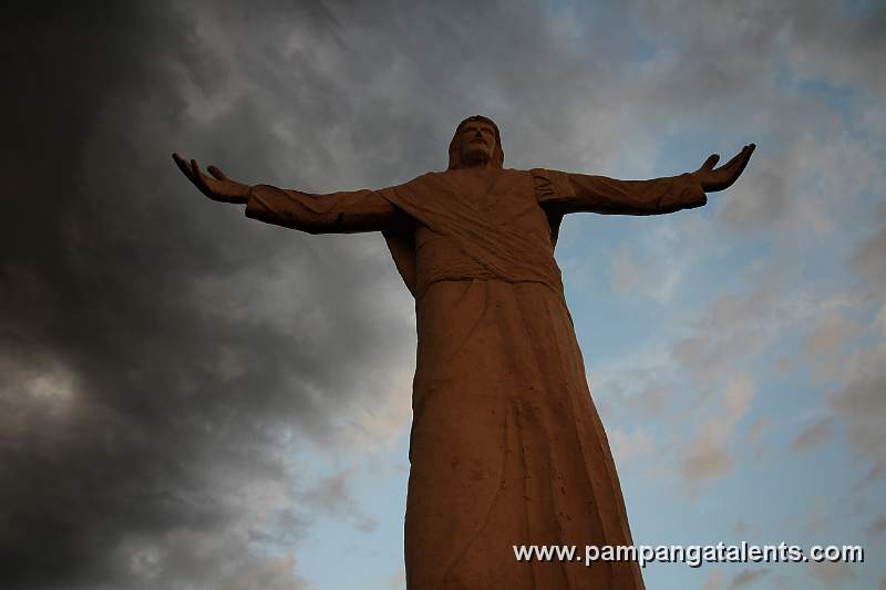 30 Feet Statue of the Risen Lord