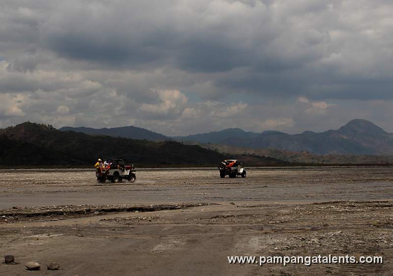 4x4 Drive Service to Mt. Pinatubo (Tarlac to Zambales)