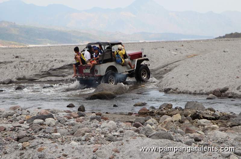 4x4 Drive Service to Mt. Pinatubo (Tarlac to Zambales)